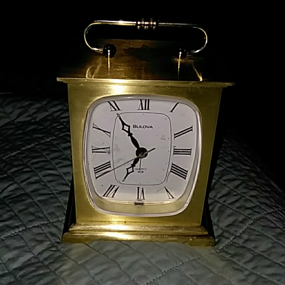 Bulova desk/mantle alarm clock no.4RE 710